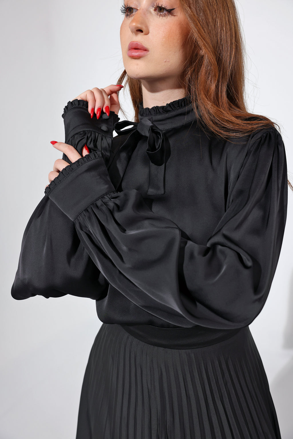Black Blouse – Perfect Match for the Long Sun Pleated Skirt